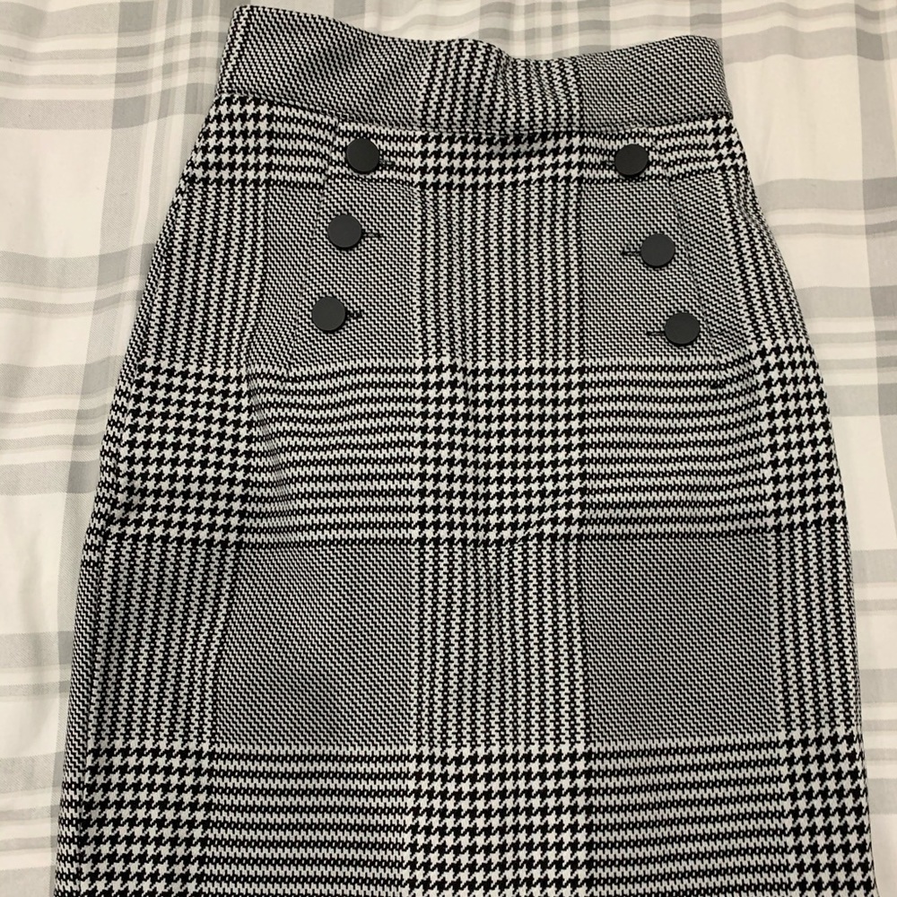 H&M Houndstooth Pencil Skirt